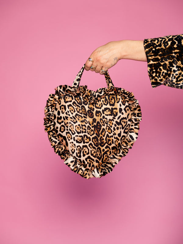Queenie 2.0 Mini Heart Bag